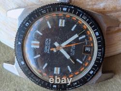 Vintage 1970's Gruen World Time All SS Diver with512 CA Mvmt, Runs FOR PARTS/REPAIR