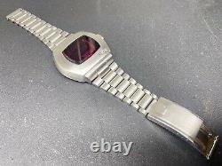 Vintage 1972 pulsar p2 led stainless steel watch for parts or repair very clean