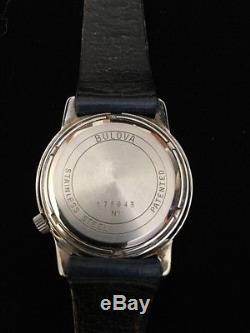 Vintage 218 Accutron Stainless Steel Tuning Fork Man's Watch N1, Not Working