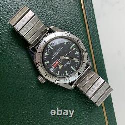 Vintage 60's Chateau Swiss Skin Diver Wristwatch Not Running for PARTS / REPAIR