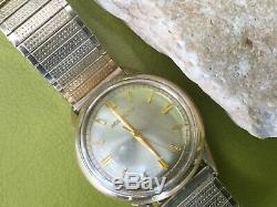 Vintage Bulova 214 Accutron 10k Gold Filled Bezel Watch Hums, Parts/repair