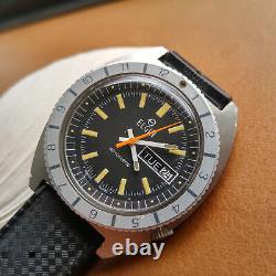 Vintage Elgin Day-Date Diver Watch withPatina, Tropic Band, Runs FOR PARTS/REPAIR