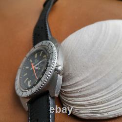 Vintage Elgin Day-Date Diver Watch withPatina, Tropic Band, Runs FOR PARTS/REPAIR