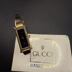 Vintage GUCCI 1500 Gold Bangle Quartz Women's Wristwatch For Parts Repair