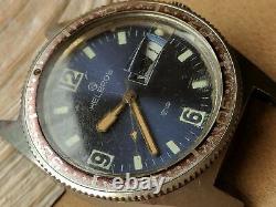 Vintage Helbros Day-Date Diver Watch withBlue Dial, AS 1914, Runs FOR PARTS/REPAIR