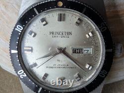 Vintage Princeton 20 ATM All SS Diver withDurowe 471-3 Mvmt, Runs FOR PARTS/REPAIR