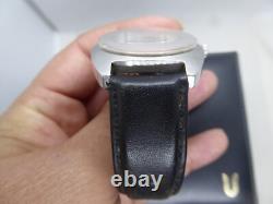 Vintage Universal Genève 1950s Hand-Wind Watch For parts or repair