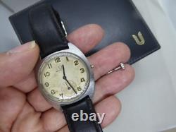 Vintage Universal Genève 1950s Hand-Wind Watch For parts or repair
