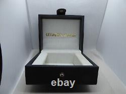 Vintage Universal Genève 1950s Hand-Wind Watch For parts or repair