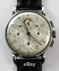 Vintage Universal Geneve Tri-Compax Chronograph Watch for parts or repair