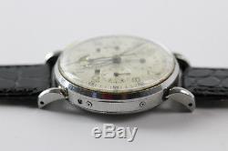 Vintage Universal Geneve Tri-Compax Chronograph Watch for parts or repair