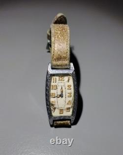 Vintage Watch Elaine 6 Jewels For Parts Or Repair Broken Glass, Missing Screw