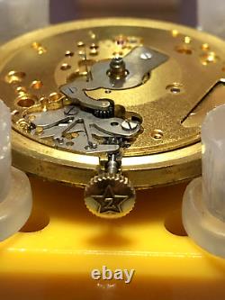 Vintage Zenith Watch 18 Jewels Movement Cal 120 For parts and repair