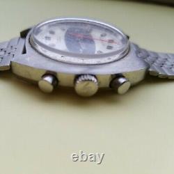 Waltham Valjoux Vintage Surfboard Watch for parts or repair runs needs servicing